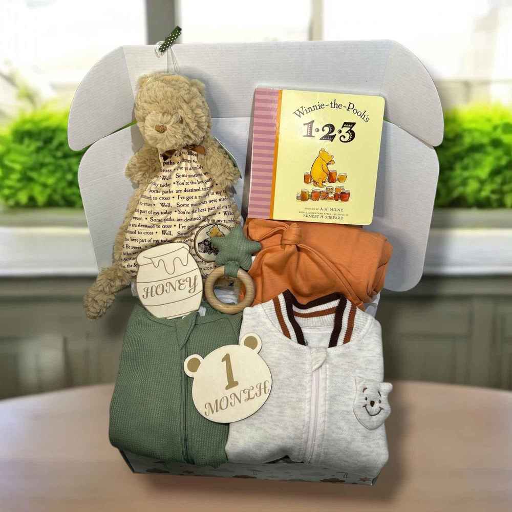 Winnie the Pooh Baby Gift Set - Sage Gender Neutral 3-6